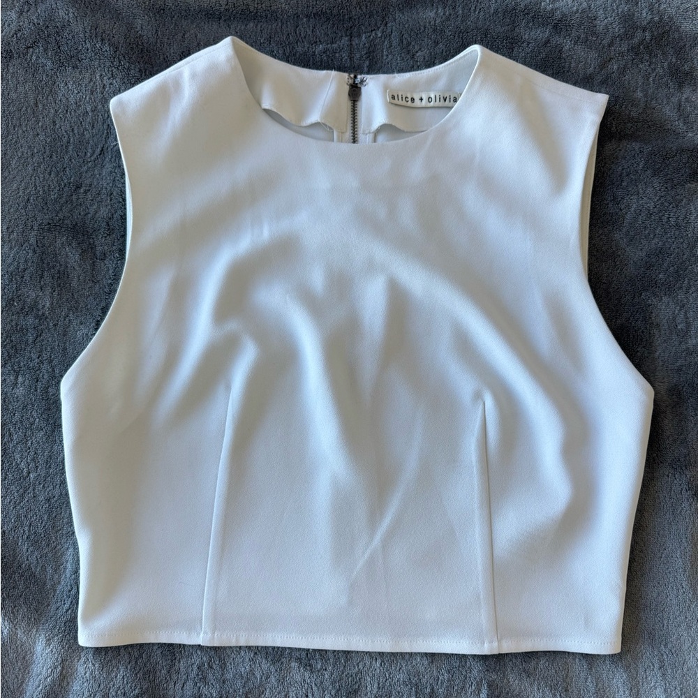 Alice + Olivia Crisp White Top
